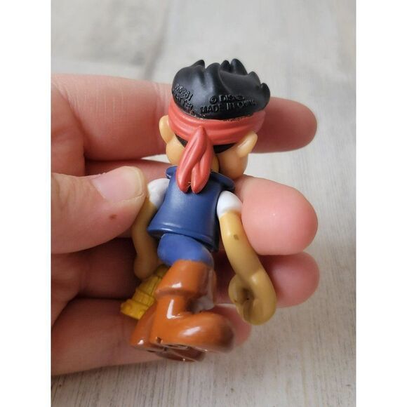 Mattel Jake pirate telescope boy Disney toy figure - Picture 5 of 6